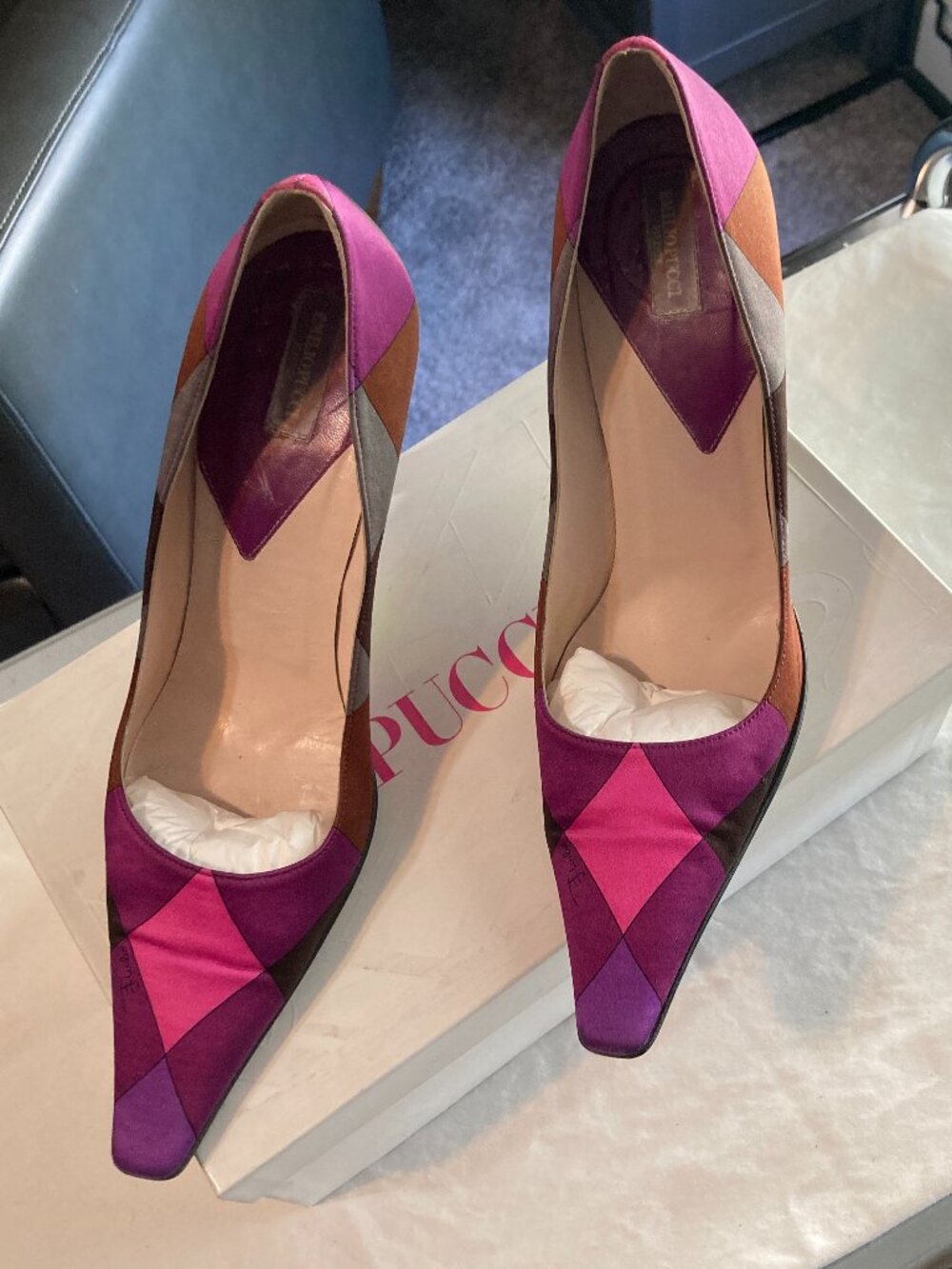 Emilio Pucci Violet Caledon Harlequin Satin Pump Size 38M